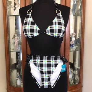 New two pieces swimsuit